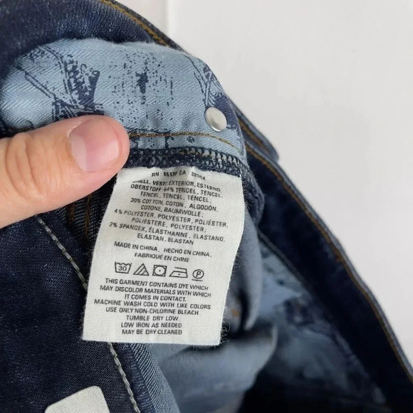 Pilcro and the Letterpress Script Jeans - Picture 8 of 9